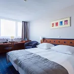 Qubus Hotel 3*