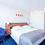 Qubus Hotel 3*