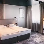 Hotel Qubus