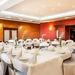Qubus Hotel