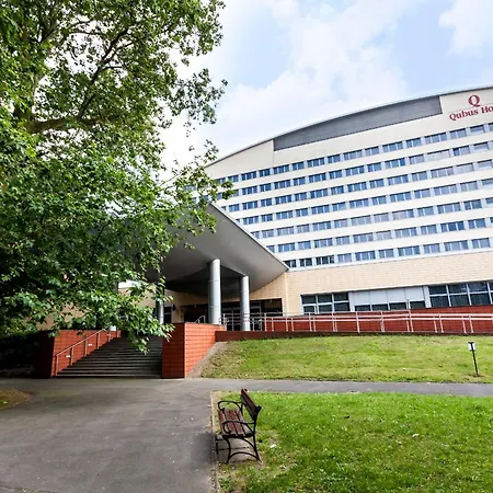Qubus Hotel 3*