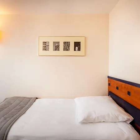 Hotel Qubus
