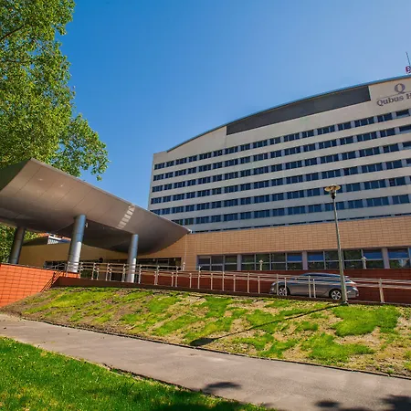 Qubus Hotel 3*