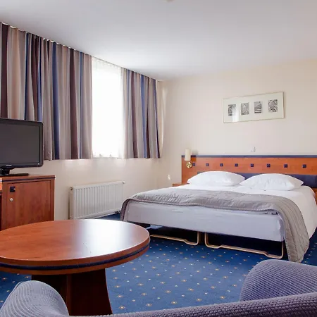 Qubus Hotel